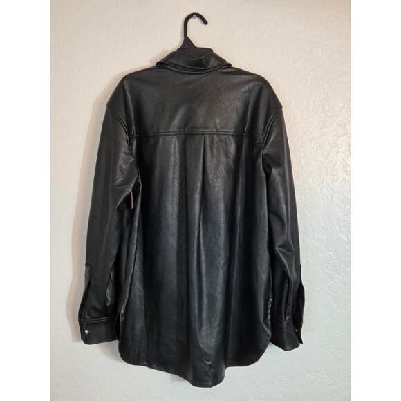 SPANX Women's Leather Like Oversized Shacket Size Medium Black Button Front- NEW - Picture 7 of 11